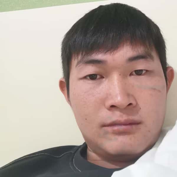 四川25岁单身帅哥真诚找对象-塔城征婚相亲网