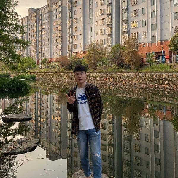 24岁岁河南单身帅哥 - 塔城吉缘网
