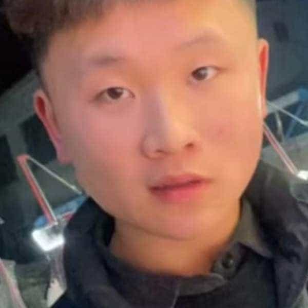 22岁岁河南单身帅哥 - 塔城吉缘网