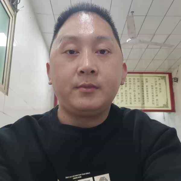 37岁岁陕西单身帅哥 - 塔城吉缘网