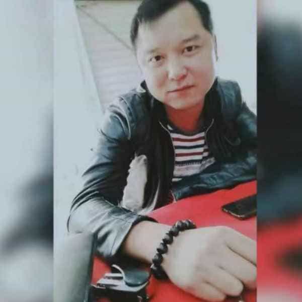 40岁岁湖南单身帅哥 - 塔城吉缘网