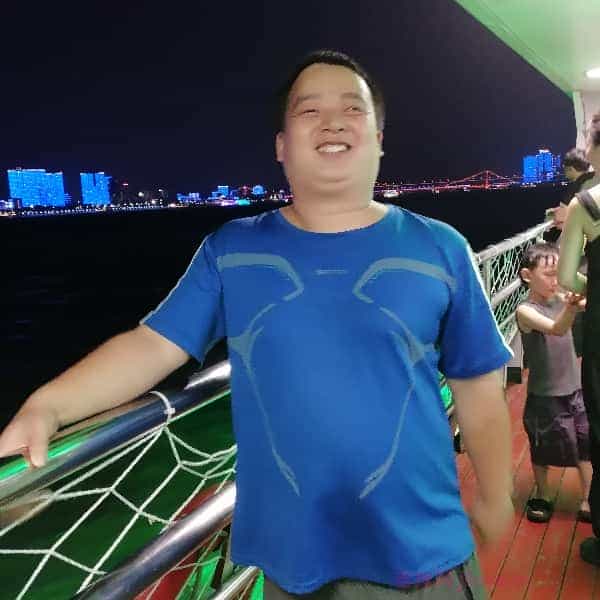 31岁岁湖北单身帅哥 - 塔城吉缘网